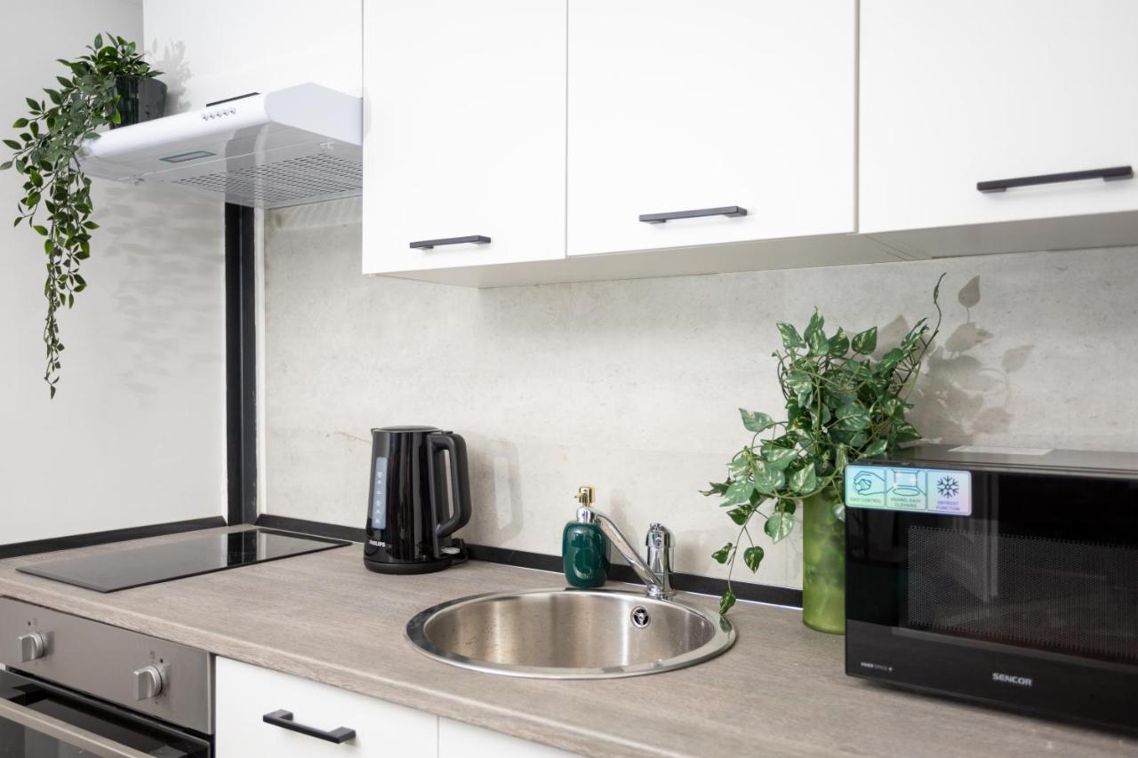 Green Goblin Apartment With Free Private Parking Budapest Bagian luar foto